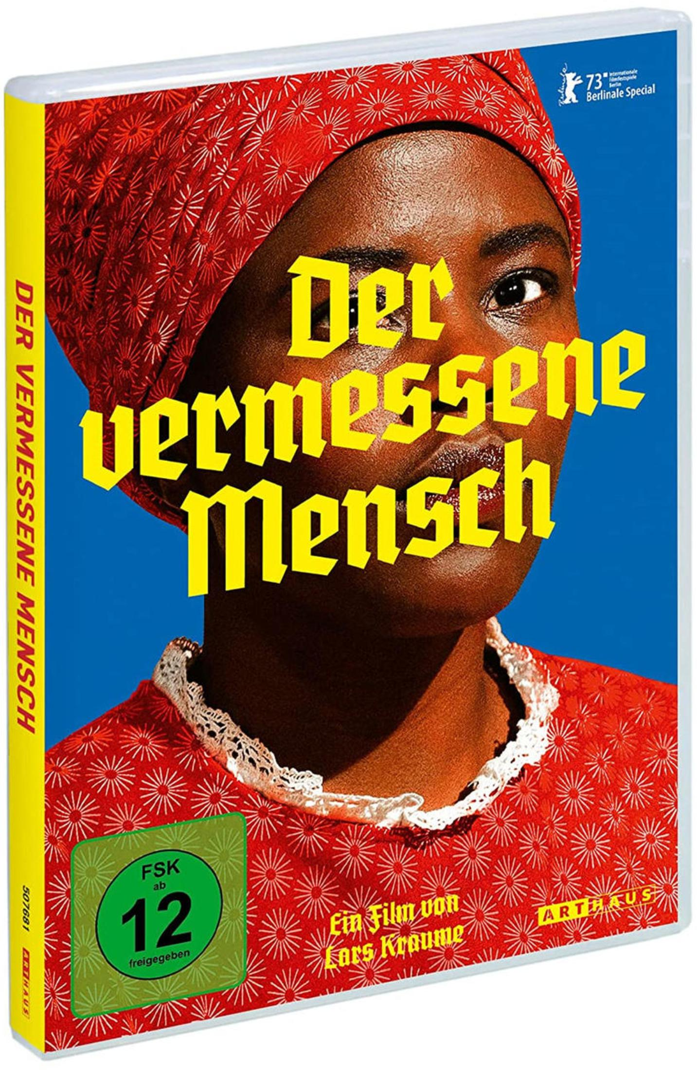Copertina DVD con ritratto donna con foulard, titolo film giallo.