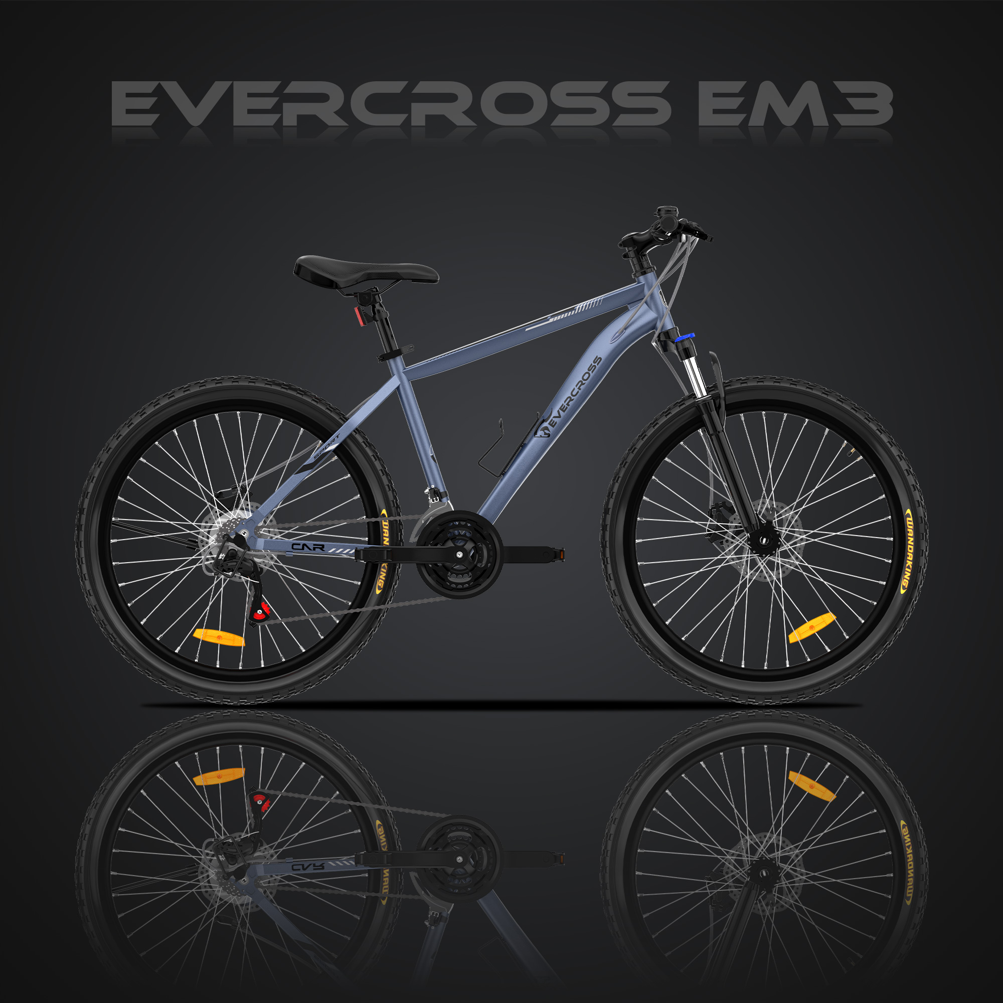 Ein blaues Mountainbike mit schwarzen Reifen und Felgen steht auf dunklem Hintergrund.