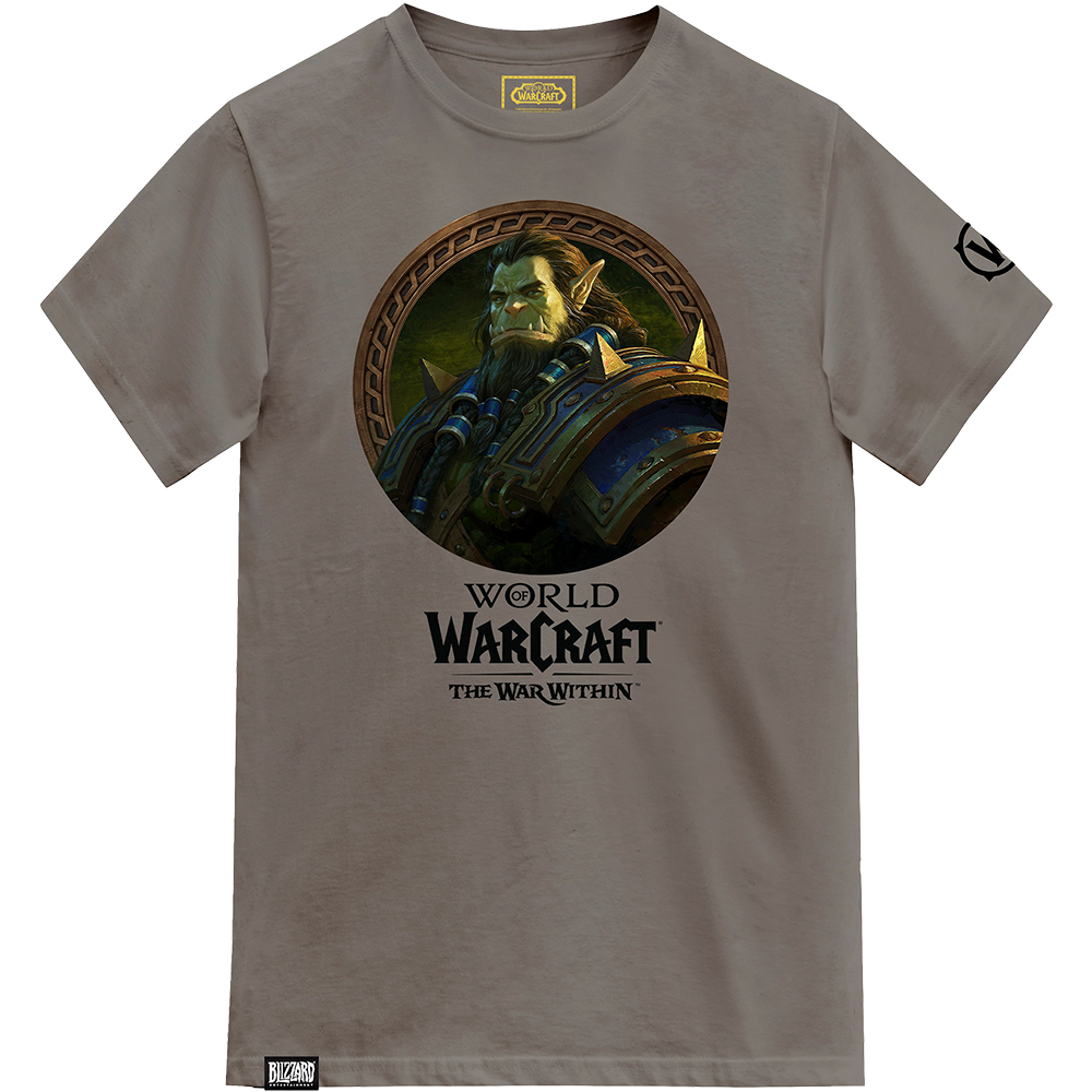 Ein graues T-Shirt mit einem Bild eines Orks und dem Warcraft-Logo.