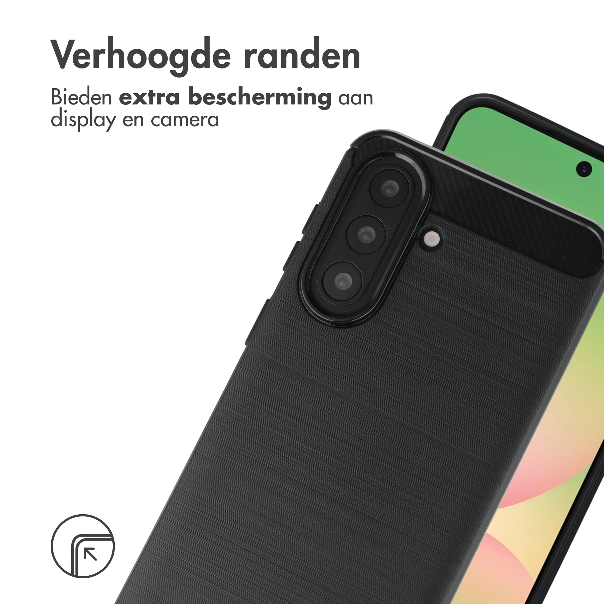 Zwarte telefoonhoes met verhoogde randen en camera-eiland. Daarnaast een smartphone met groen scherm.