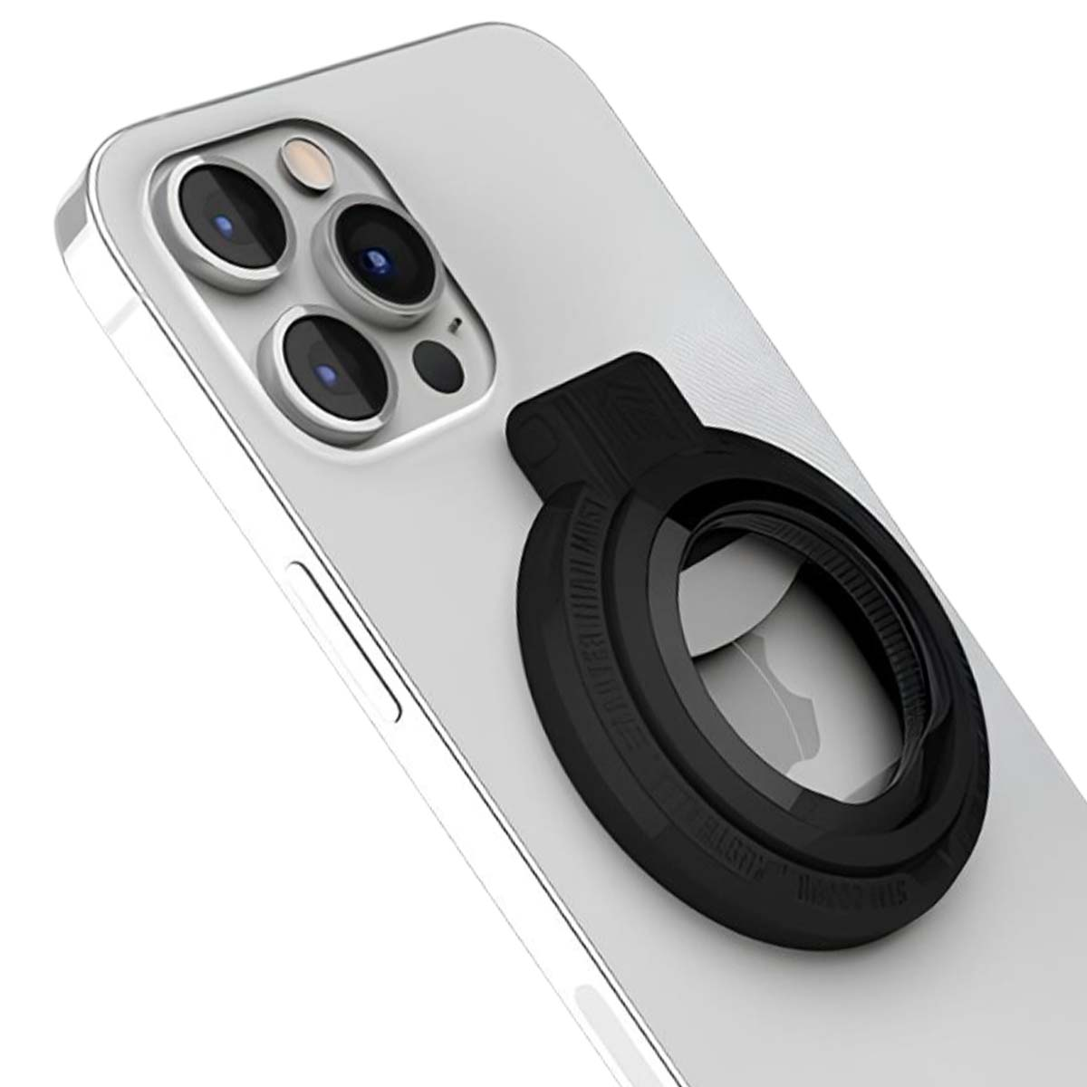 Un filtro nero a clip è sul retro di un iPhone bianco con tre fotocamere.