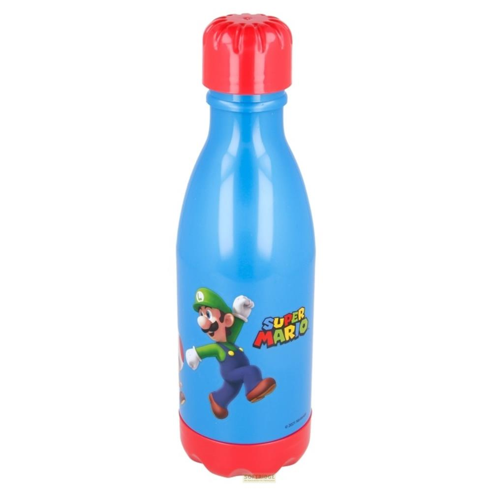 Blaue Wasserflasche mit Luigi-Motiv und rotem Deckel.