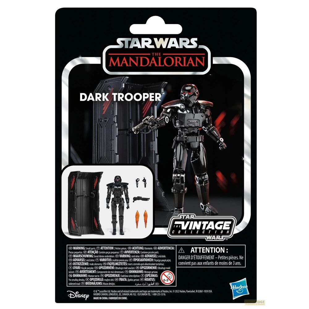Figura de acción Star Wars Mandalorian Dark Trooper con accesorios en empaque blíster.