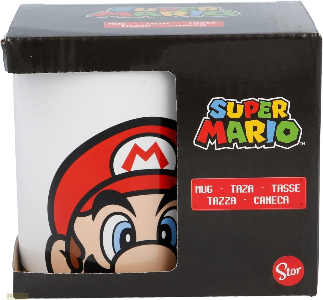Taza de Super Mario en caja mostrando la cara y logo de Mario.