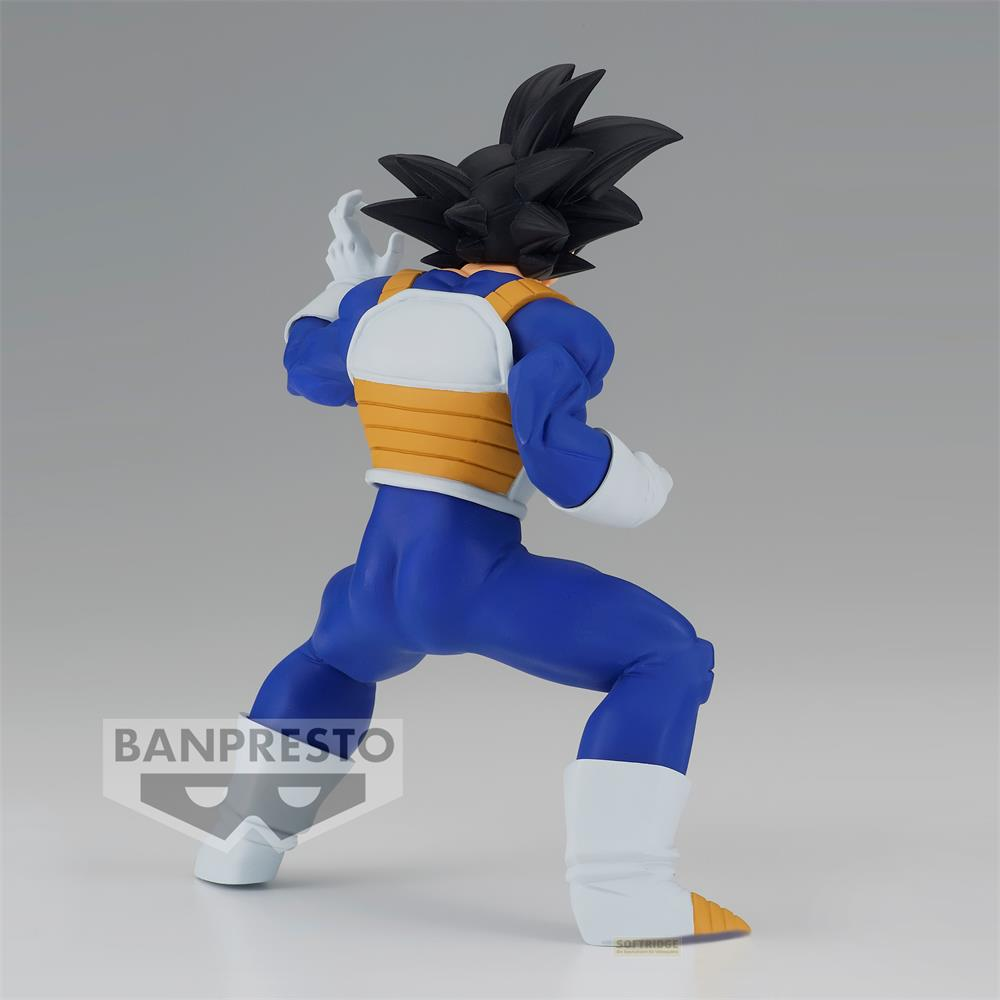 Figura de Vegeta con traje azul y armadura, en pose de combate.
