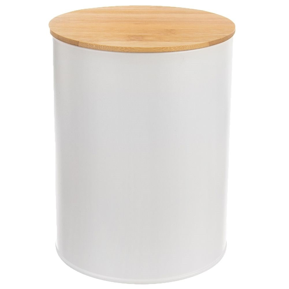 Un recipiente cilíndrico blanco con tapa redonda de madera, aislado sobre fondo blanco.