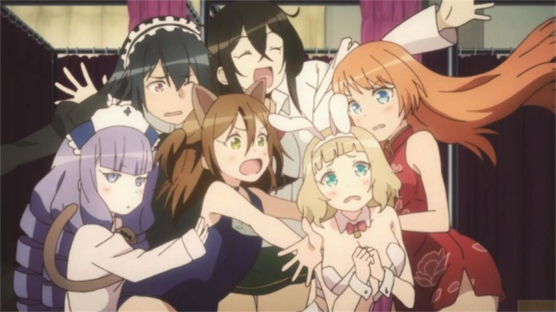 Sei ragazze anime in vari abiti, alcune con orecchie da animale, sono ammassate.