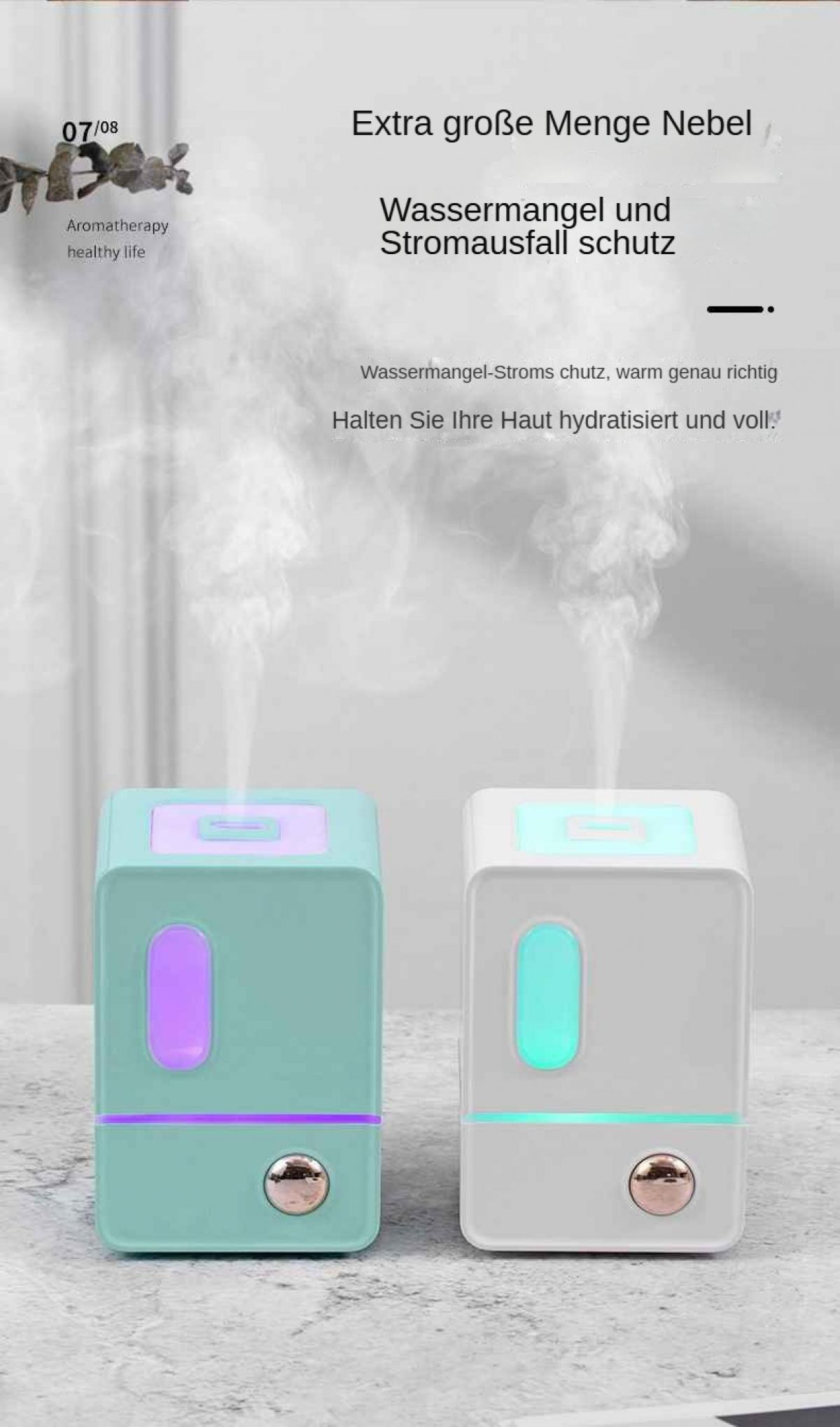 Zwei Luftbefeuchter mit Nebel: blaugrün und weiß, beleuchtet.