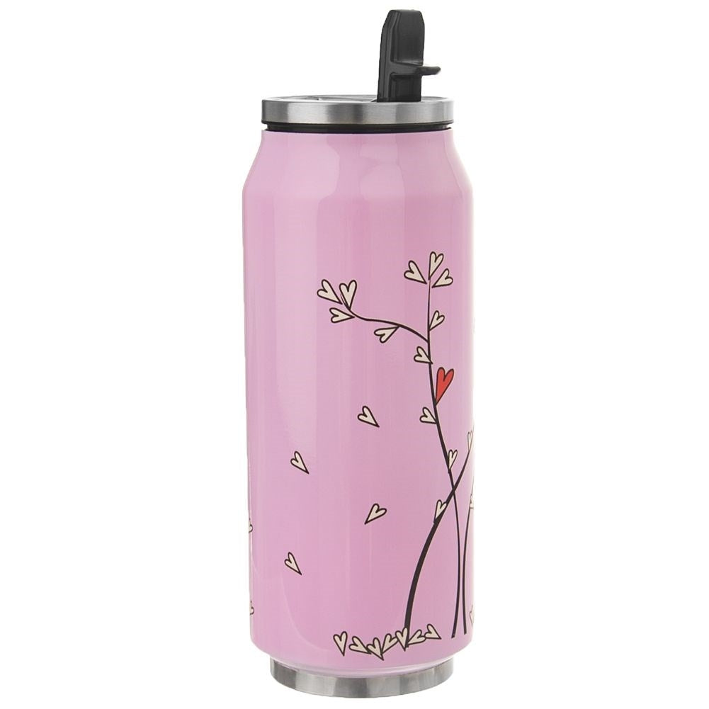 Una botella rosa con forma de lata y diseño de corazones.