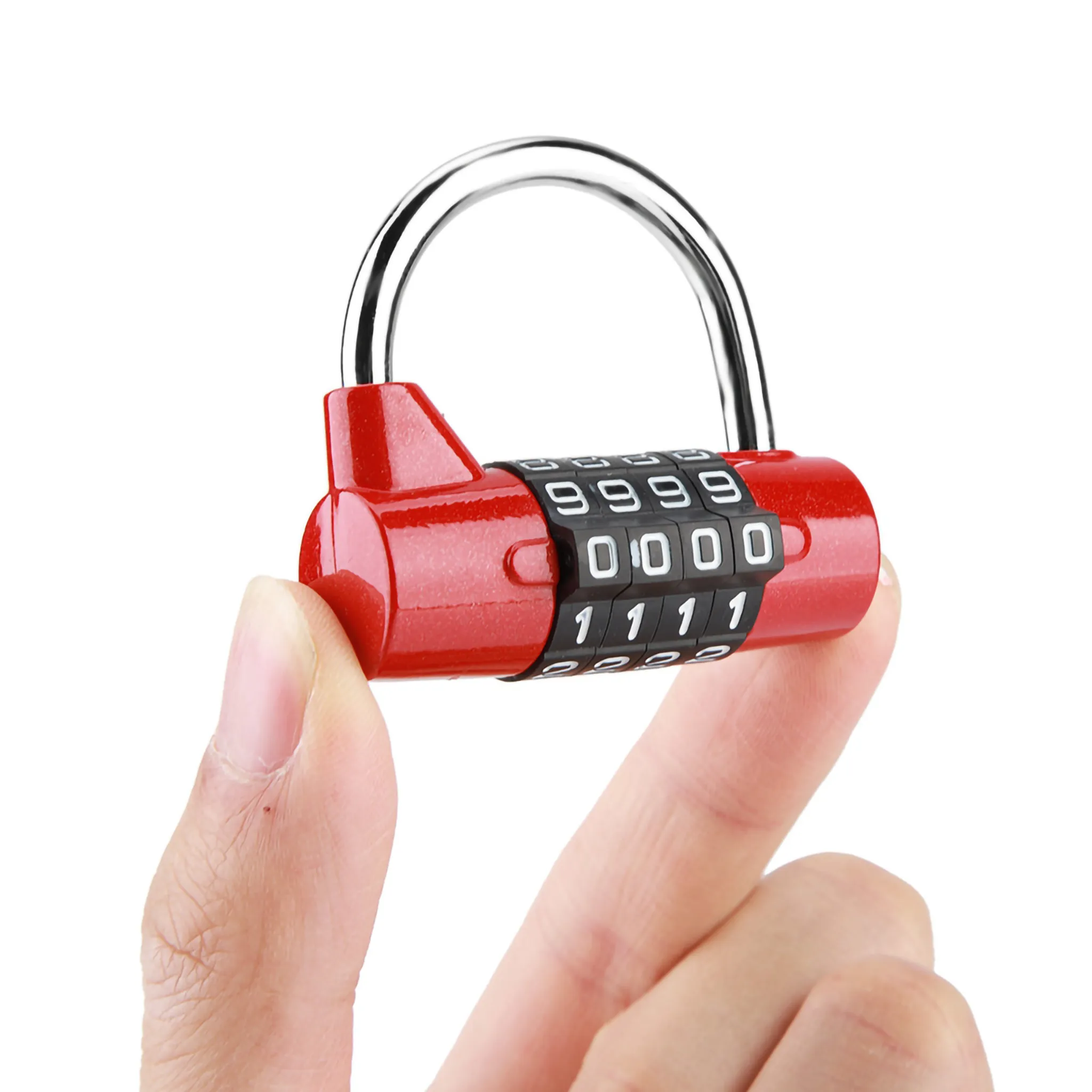 Eine rote Zahlenschloss wird von Fingern gehalten, die Zahlen sind 9999.