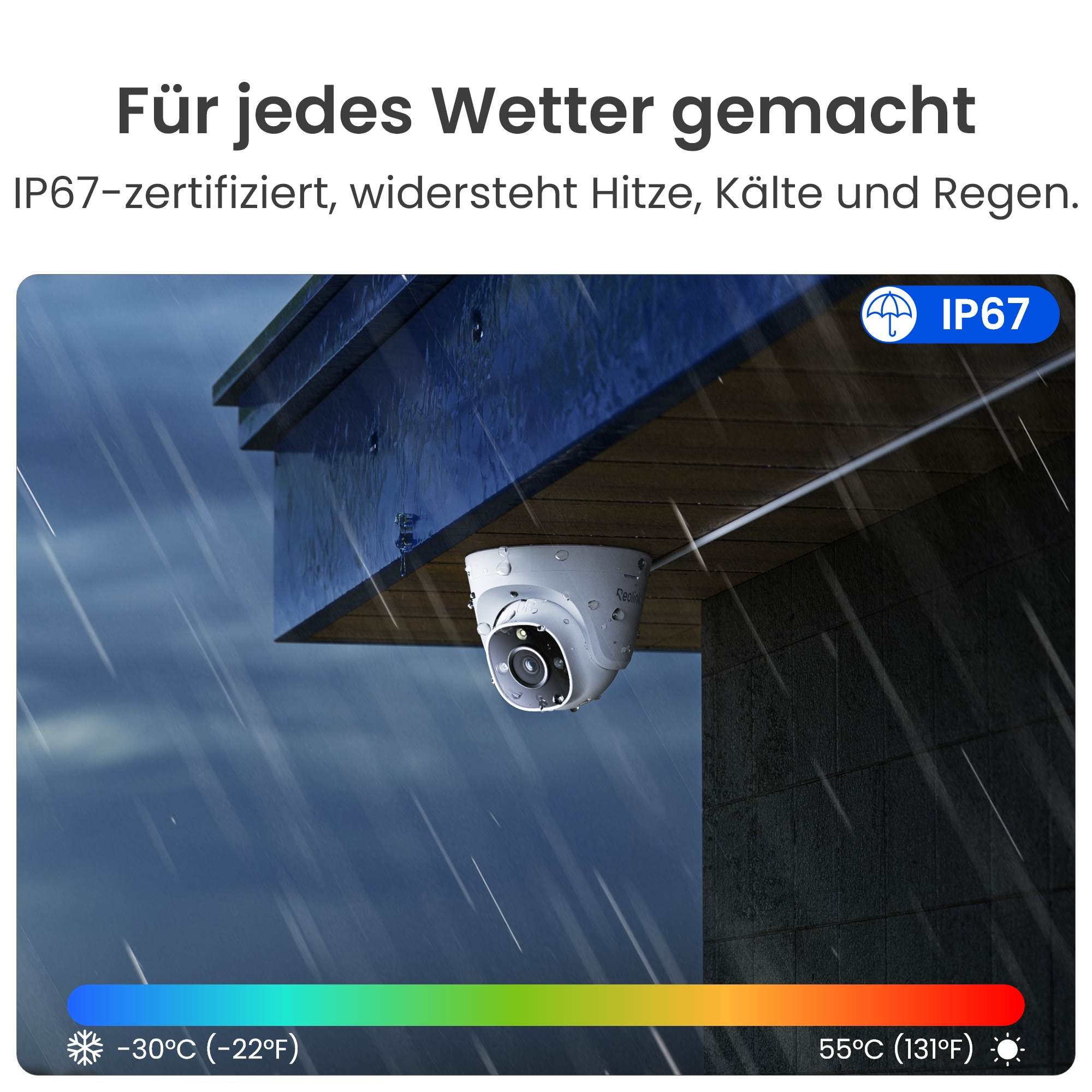 Una telecamera di sicurezza bianca con rating IP67 è montata sotto la pioggia.