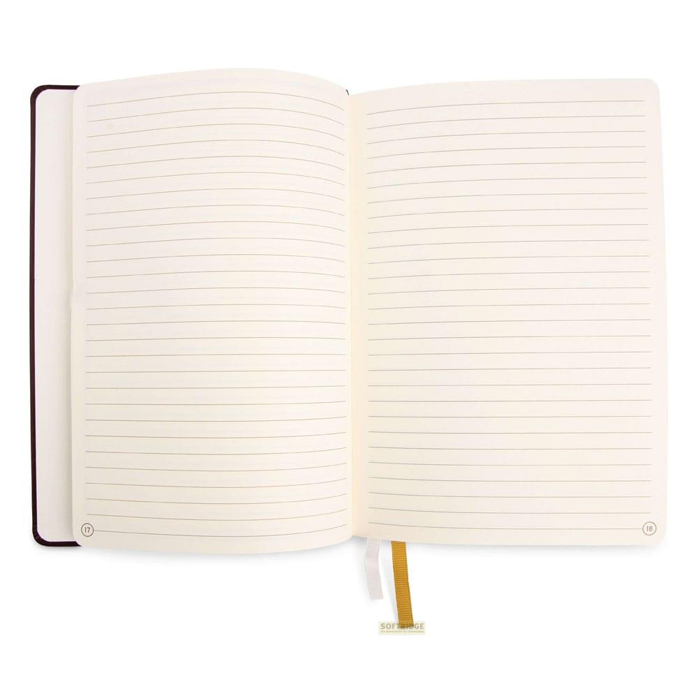 Un carnet ouvert avec des pages lignées et un marque-page jaune.