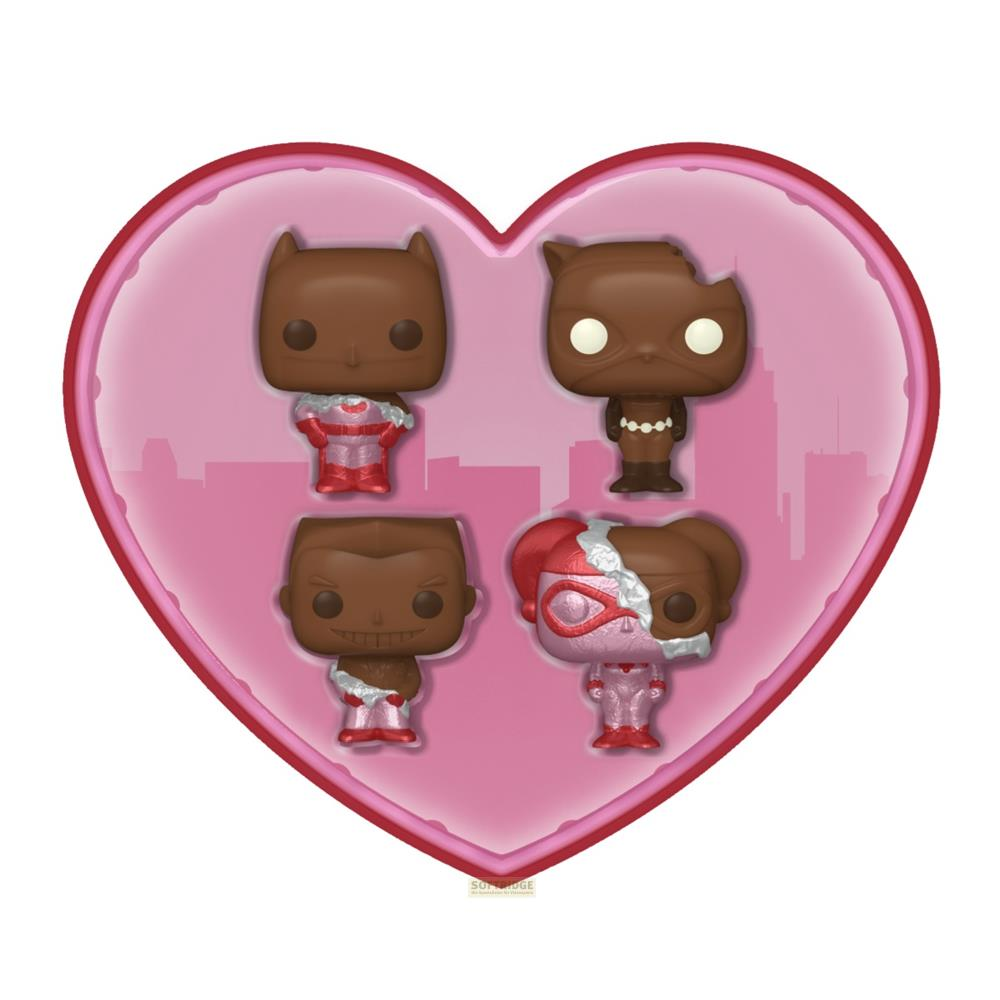 Cuatro figuras de chocolate en un marco de corazón: Batman, Cheetah, Cyborg y Harley Quinn.