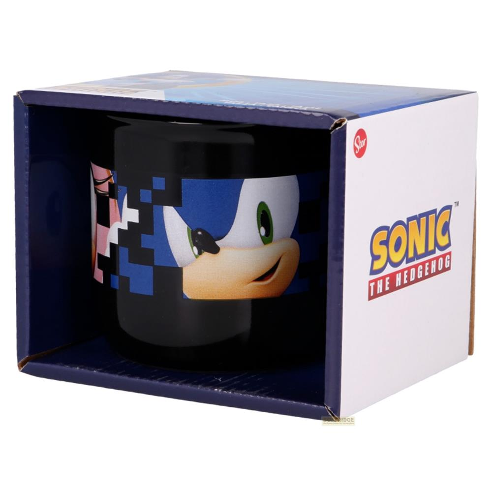 Taza de Sonic the Hedgehog en su caja.