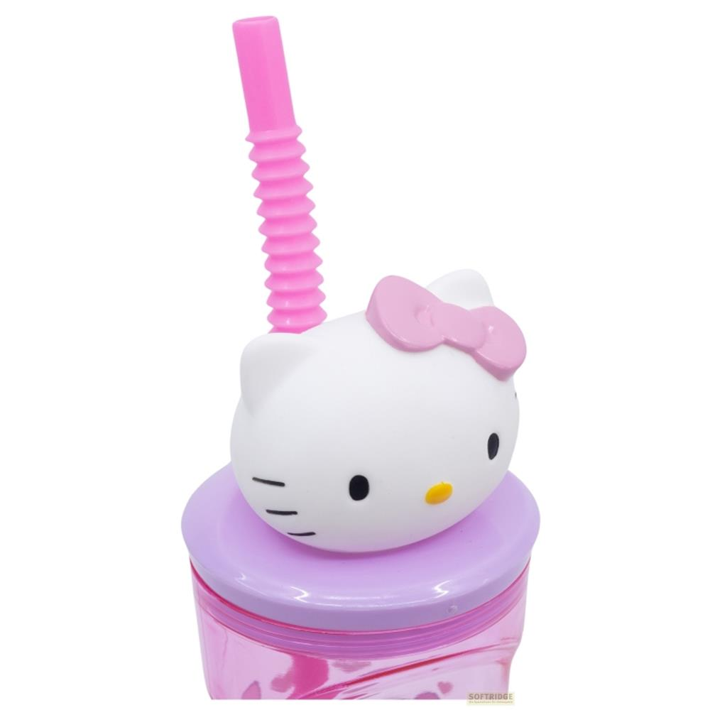 Taza blanca de Hello Kitty con tapa y pajita rosa. Vista de cerca.