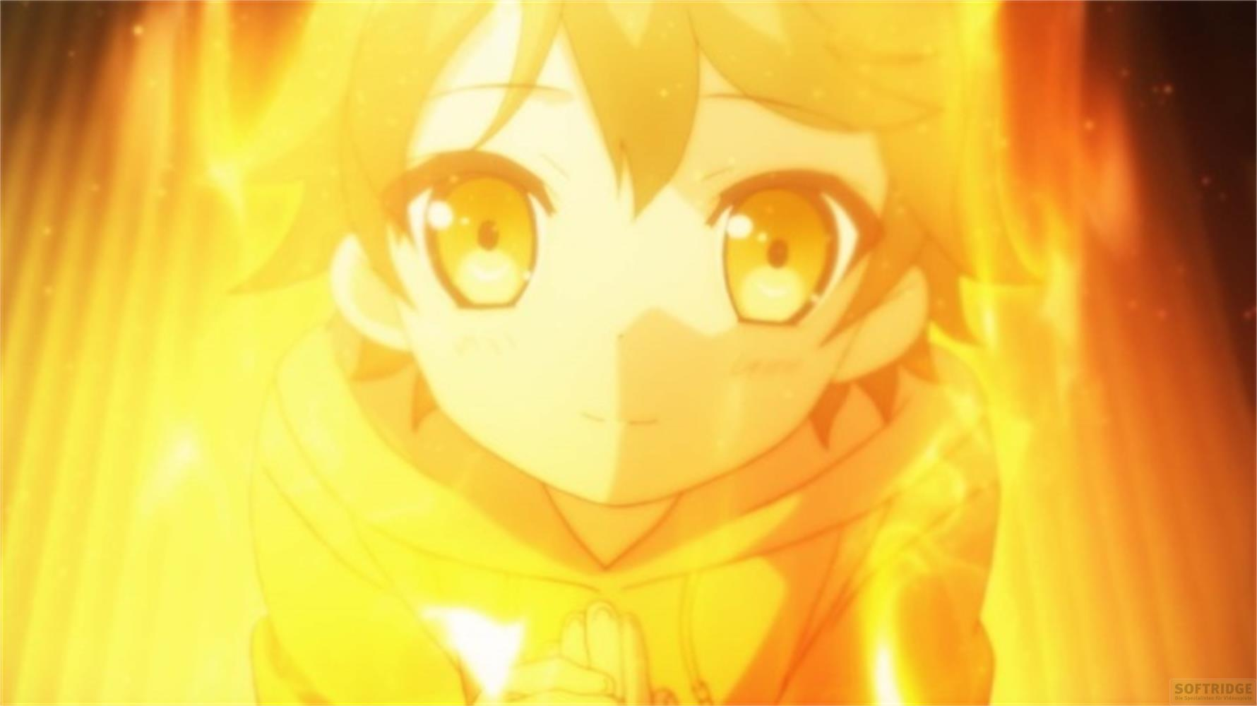 Un bambino anime con felpa gialla circondato da fiamme arancioni brillanti.