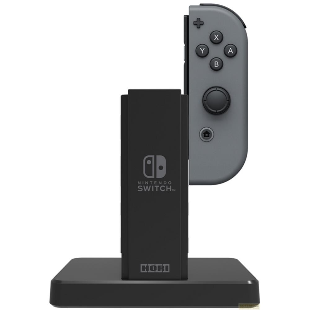 Controller Joy-Con grigio Nintendo Switch su base di ricarica nera con logo Hori.