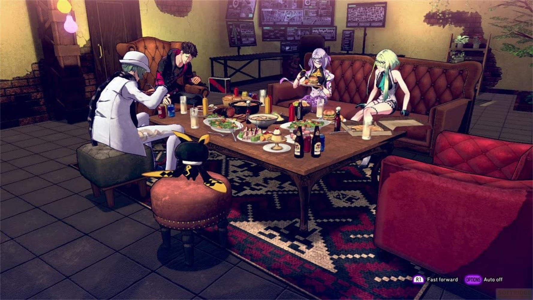 Cinco personas sentadas alrededor de una mesa con comida en una sala acogedora con sofás y monitores.