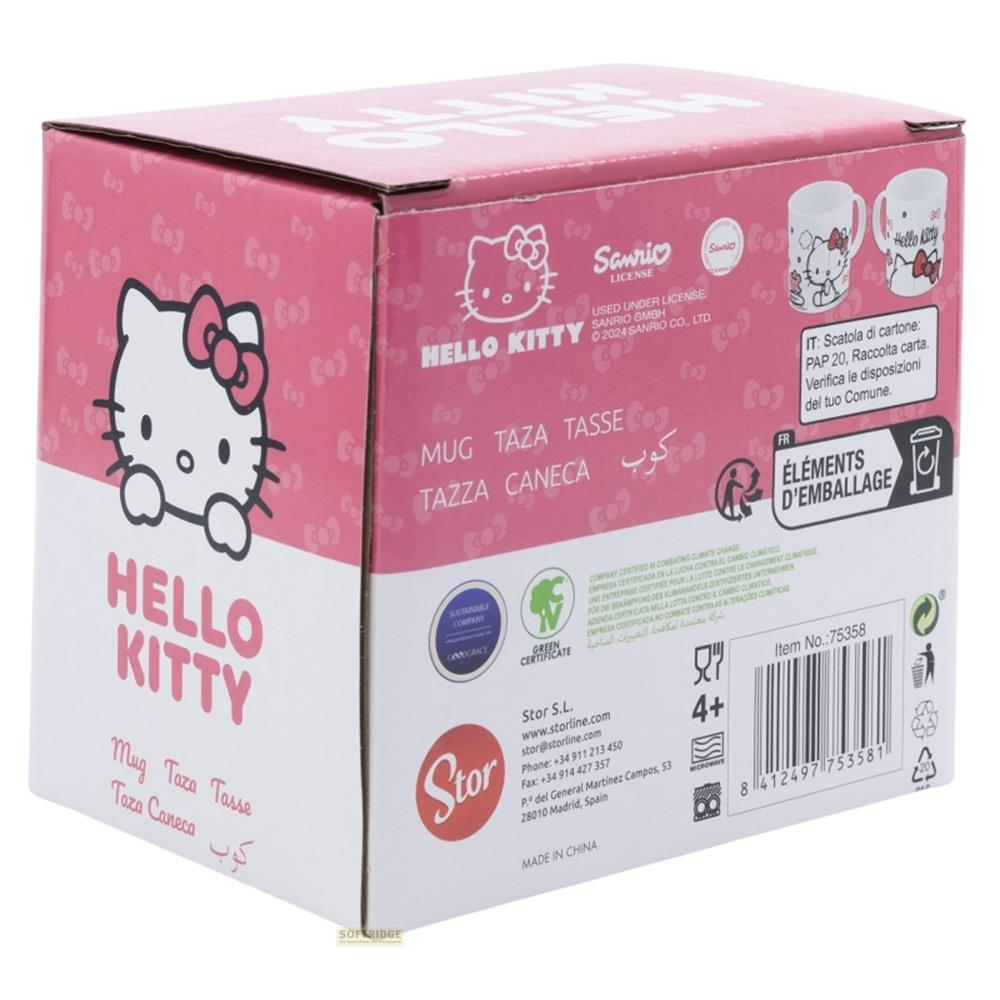 Una taza rosa de Hello Kitty en una caja con información del producto y texto multilingüe.