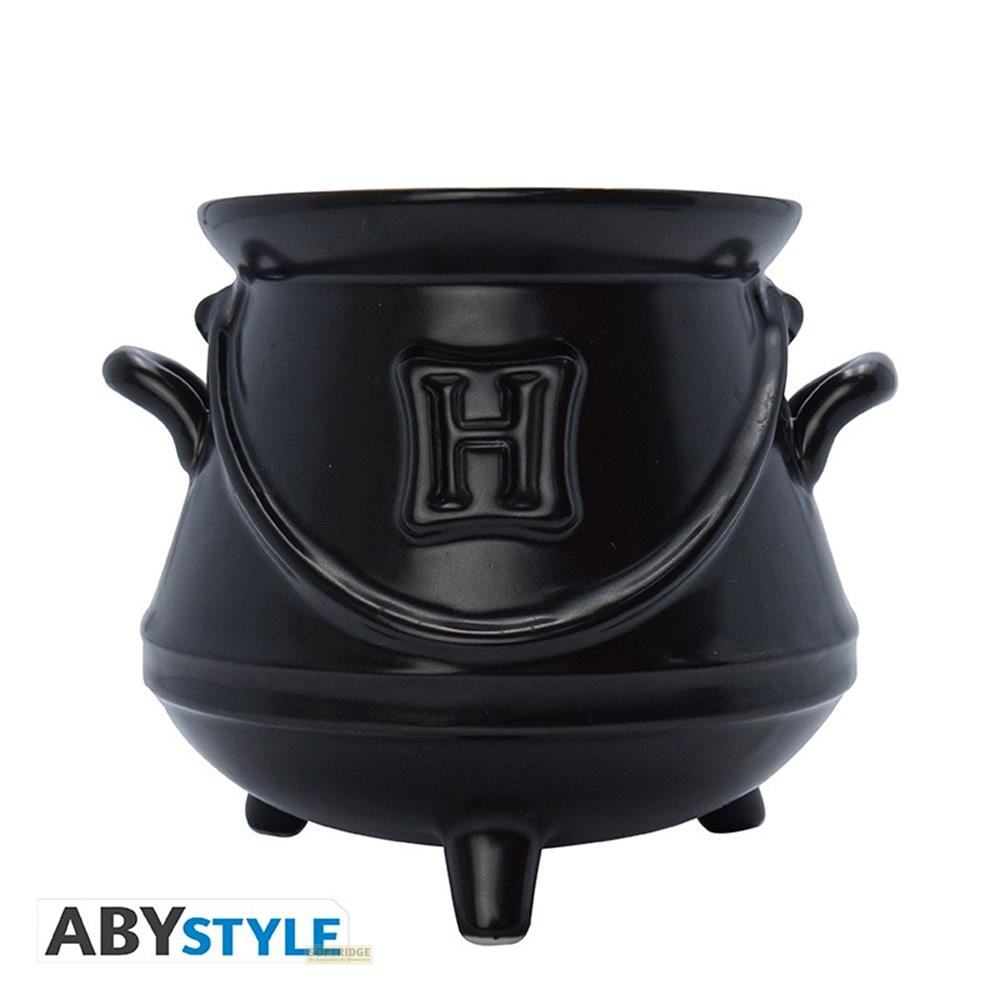 Czarny kociołek z uchwytami i wytłoczonym herbem H.