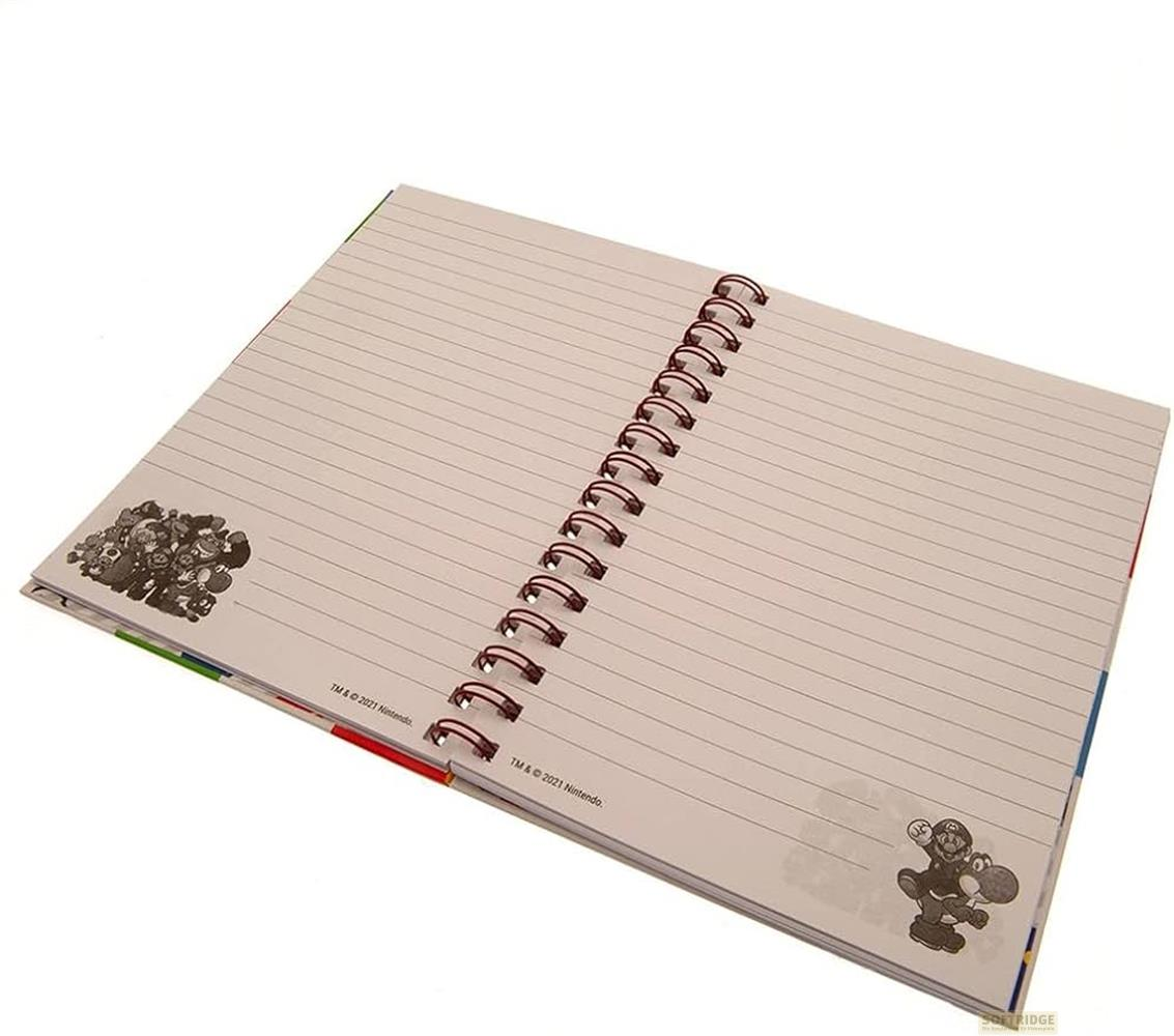 Ein geöffnetes Notizbuch mit liniertem Papier und Nintendo-Figuren.