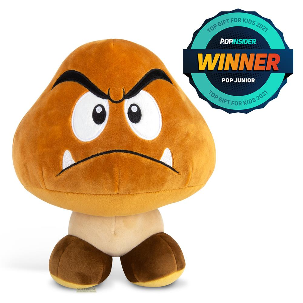 Eine braune Plüschfigur einer Goomba-Figur aus Super Mario mit einem "Winner"-Siegel.