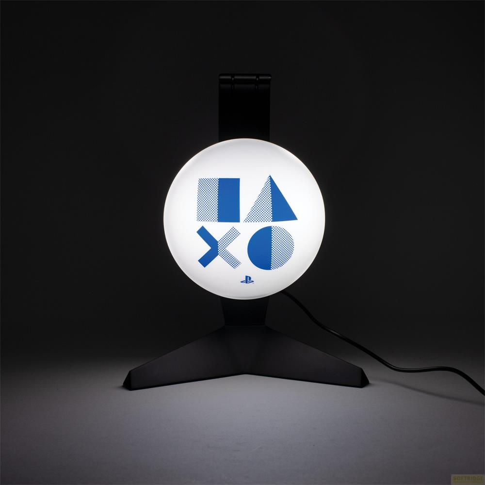 Okrągła lampa z niebieskimi symbolami PlayStation na białym tle.
