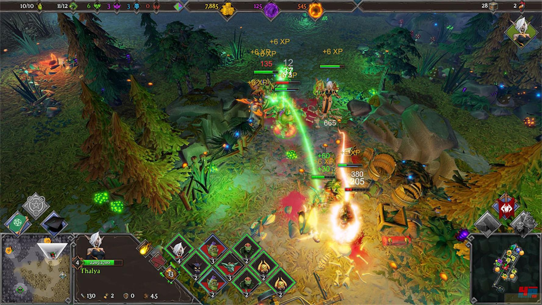 Eine Schlachtszene in einem Fantasy-Strategiespiel mit grünen Energieeffekten und Charakteren.