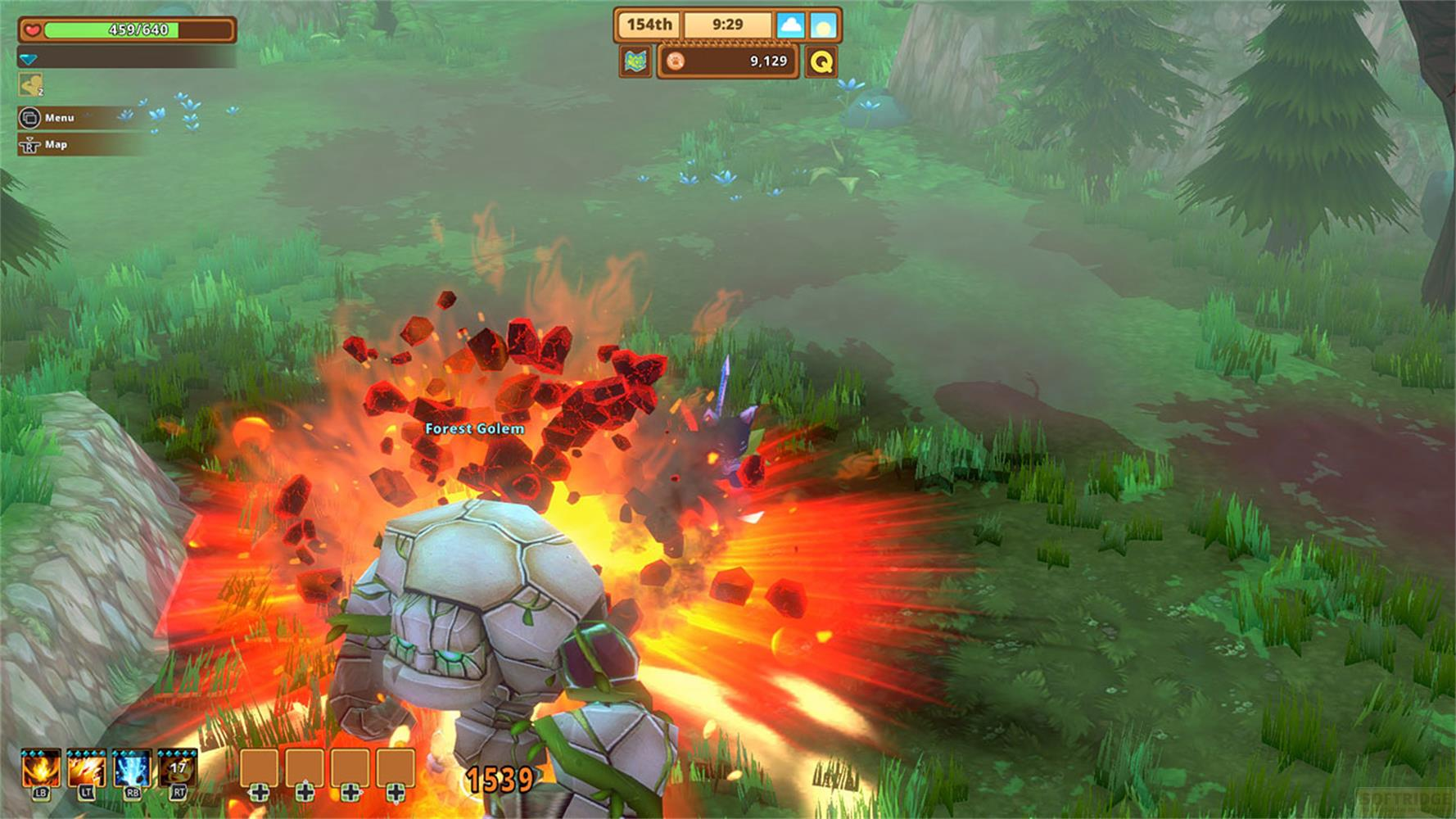 Ein Stein-Golem wird von einer Explosion aus rotem Gestein und Feuer getroffen.