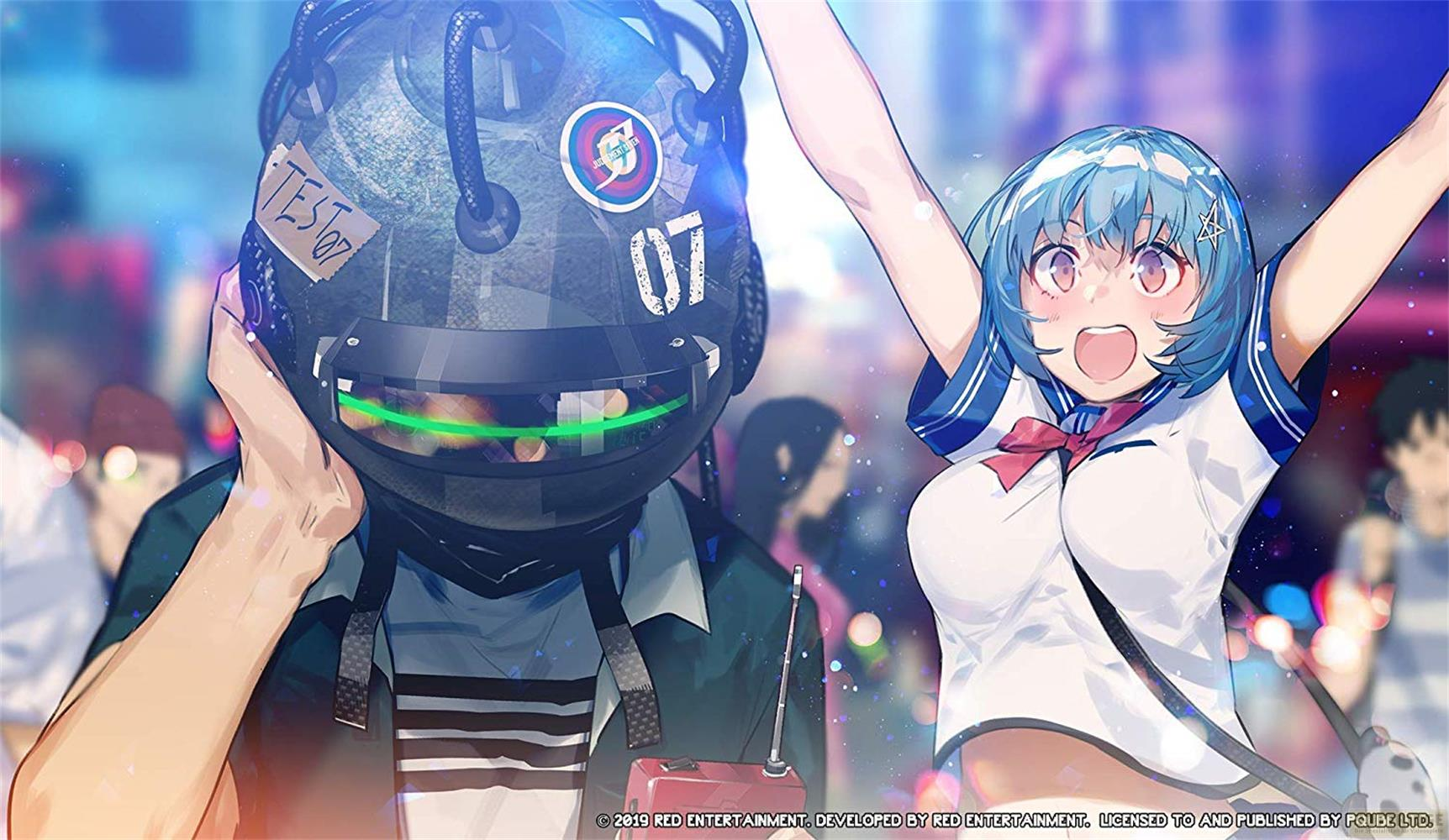 Una ragazza con i capelli blu indossa un top da marinaio accanto a una persona con maschera da casco robotico.