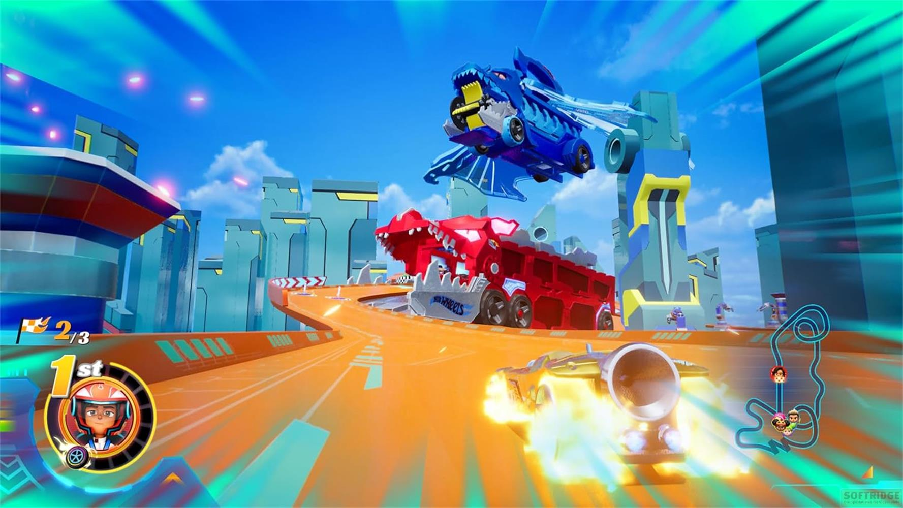 Due veicoli Hot Wheels gareggiano su una pista arancione, un'auto blu vola.
