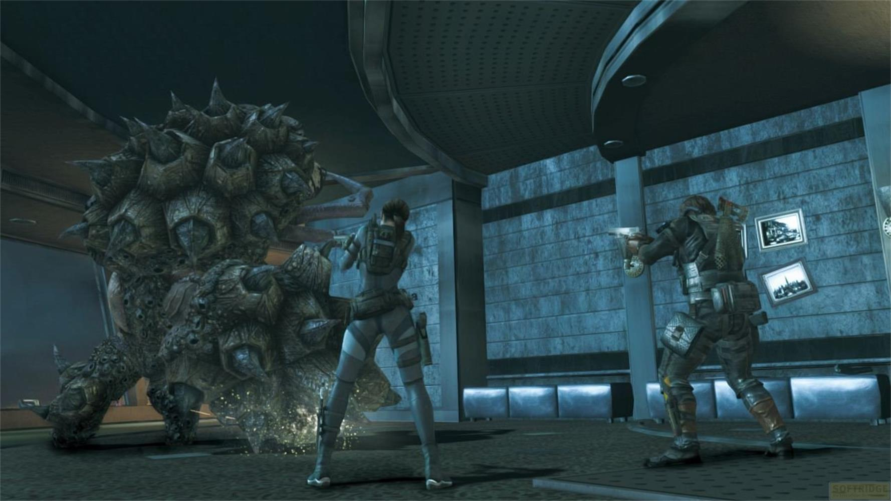 Ein Monster greift zwei Soldaten in einem Raum an.