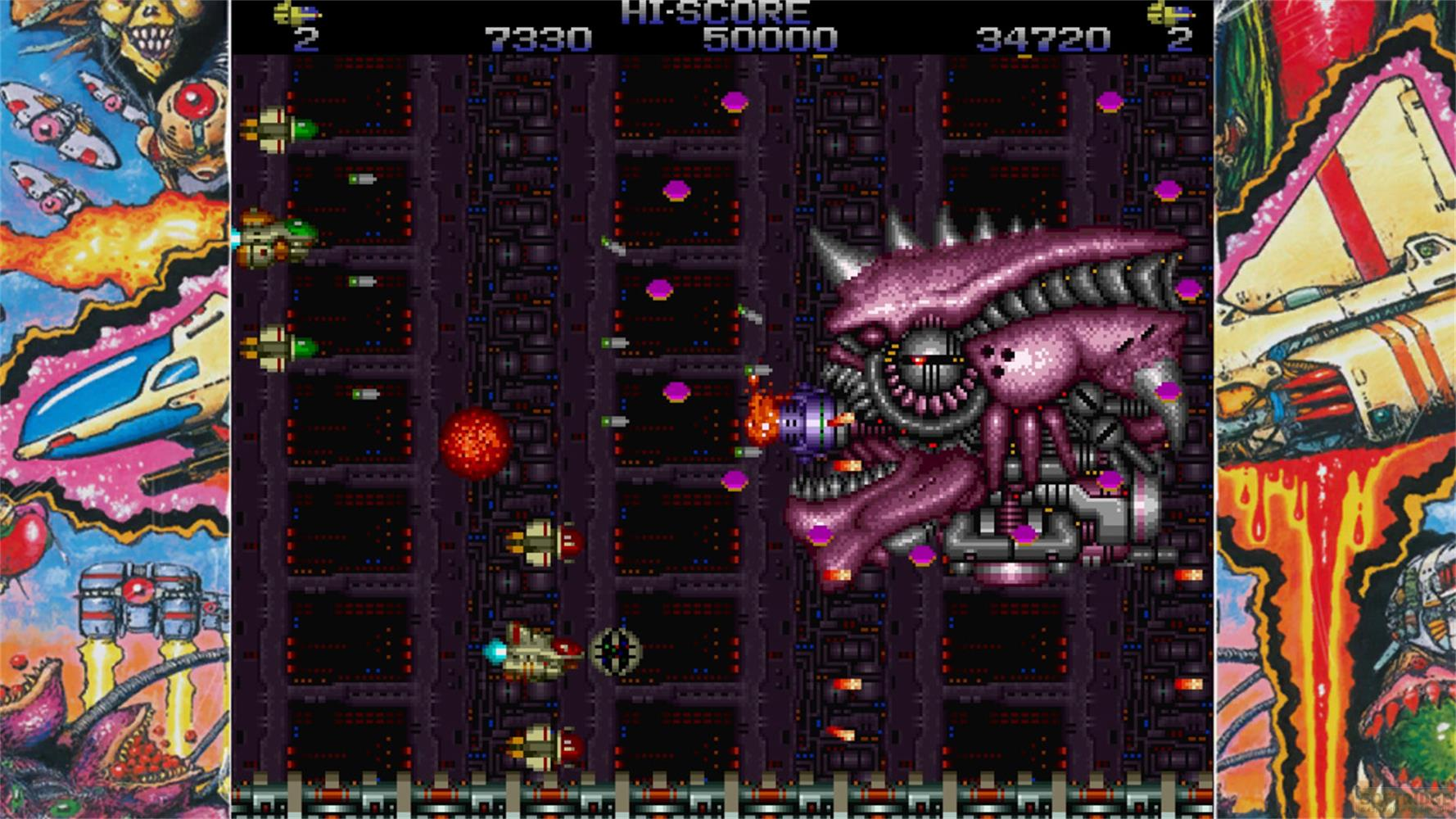 Un'astronave pixelata combatte contro un grande boss alieno rosa.