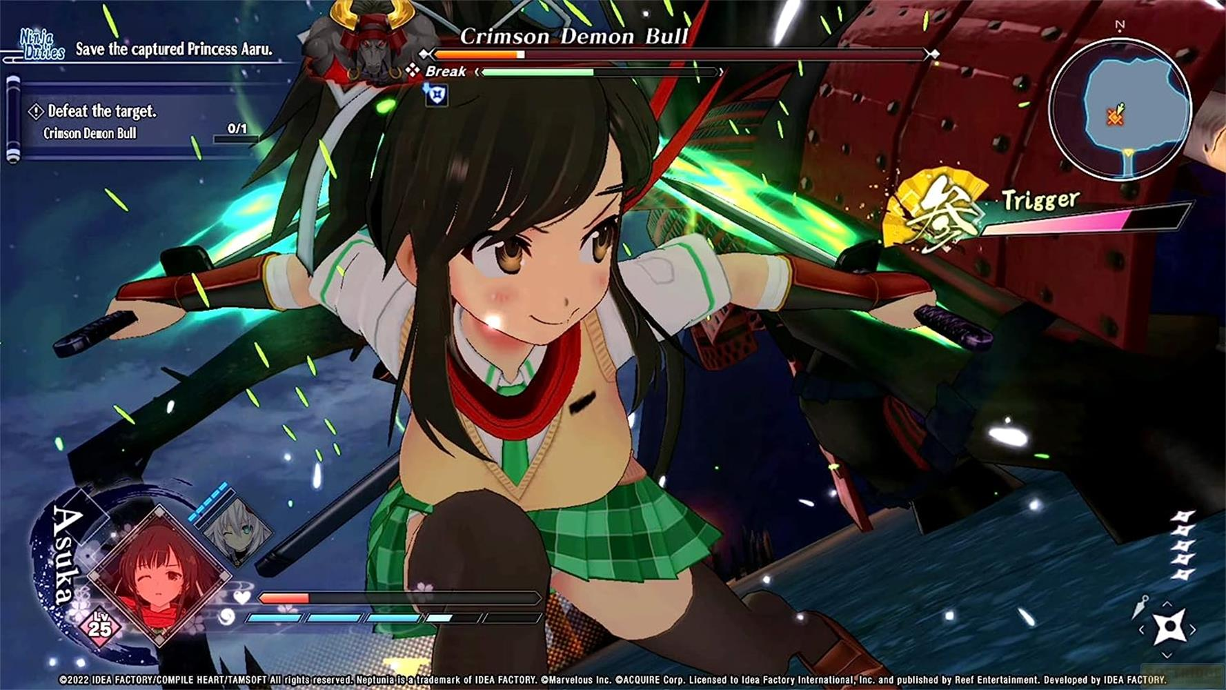 Ragazza anime con spade combatte un toro demoniaco. Interfaccia di gioco visibile.
