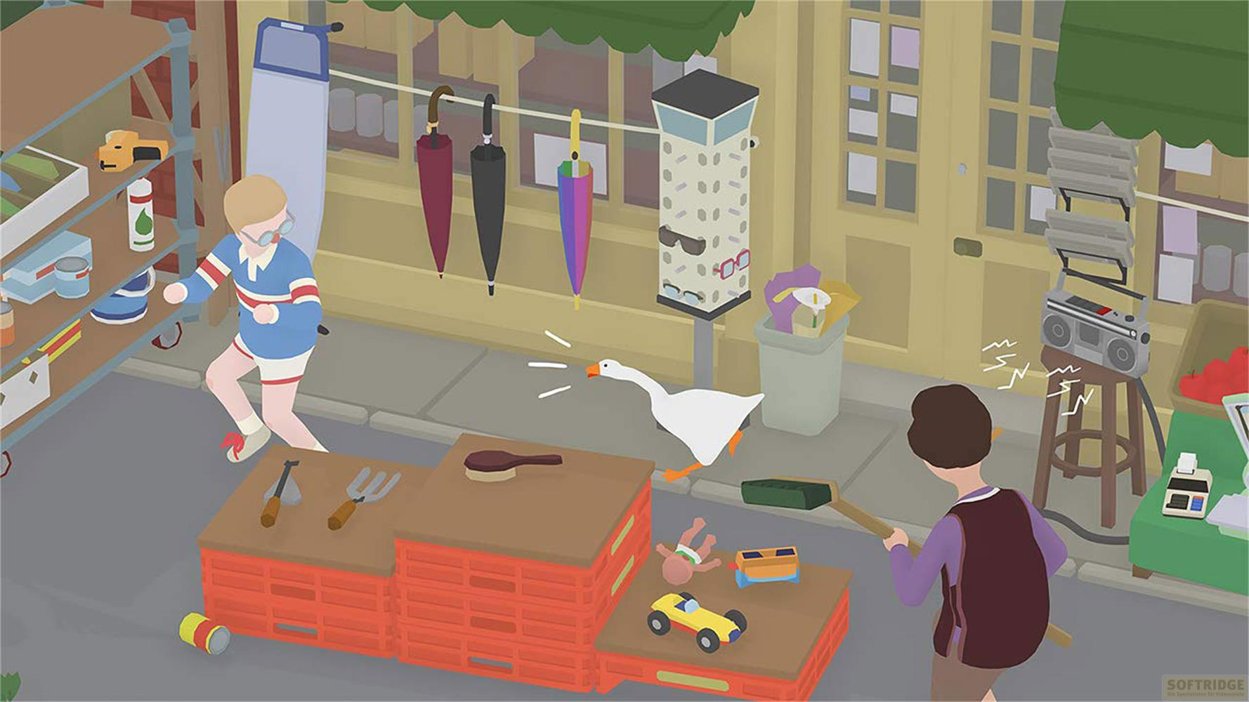 Une oie poursuit des enfants devant un magasin avec étagères, parapluies et une chaîne hi-fi.