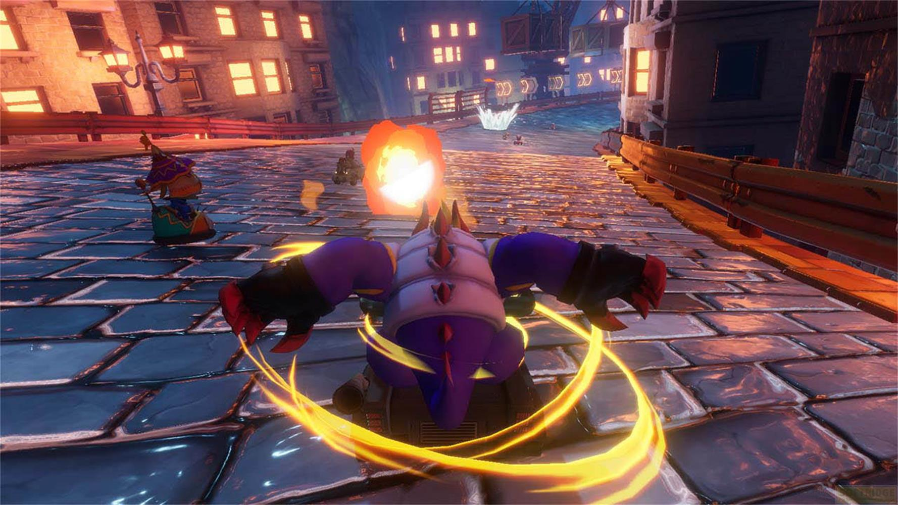Una creatura viola con effetti energetici gialli corre su una strada acciottolata.