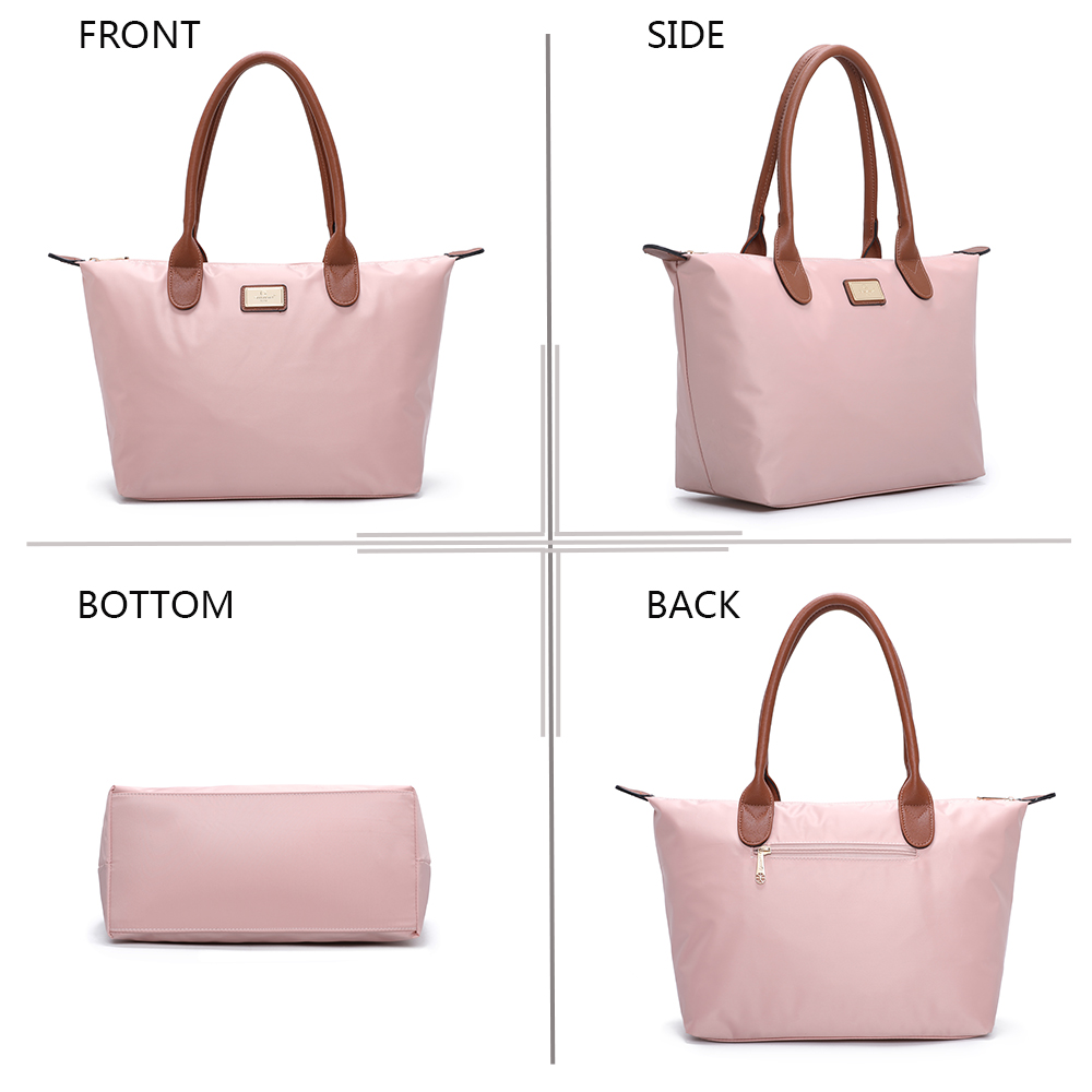 Un bolso tote rosa se muestra desde vistas frontal, lateral, inferior y trasera.