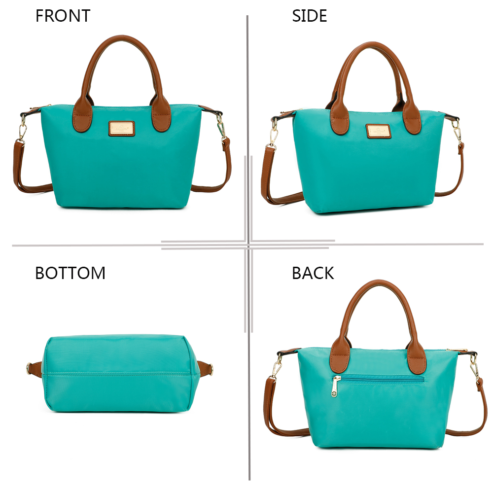 Türkise Handtasche mit braunen Ledergriffen, Vorder-, Seiten-, Boden- und Rückansicht.