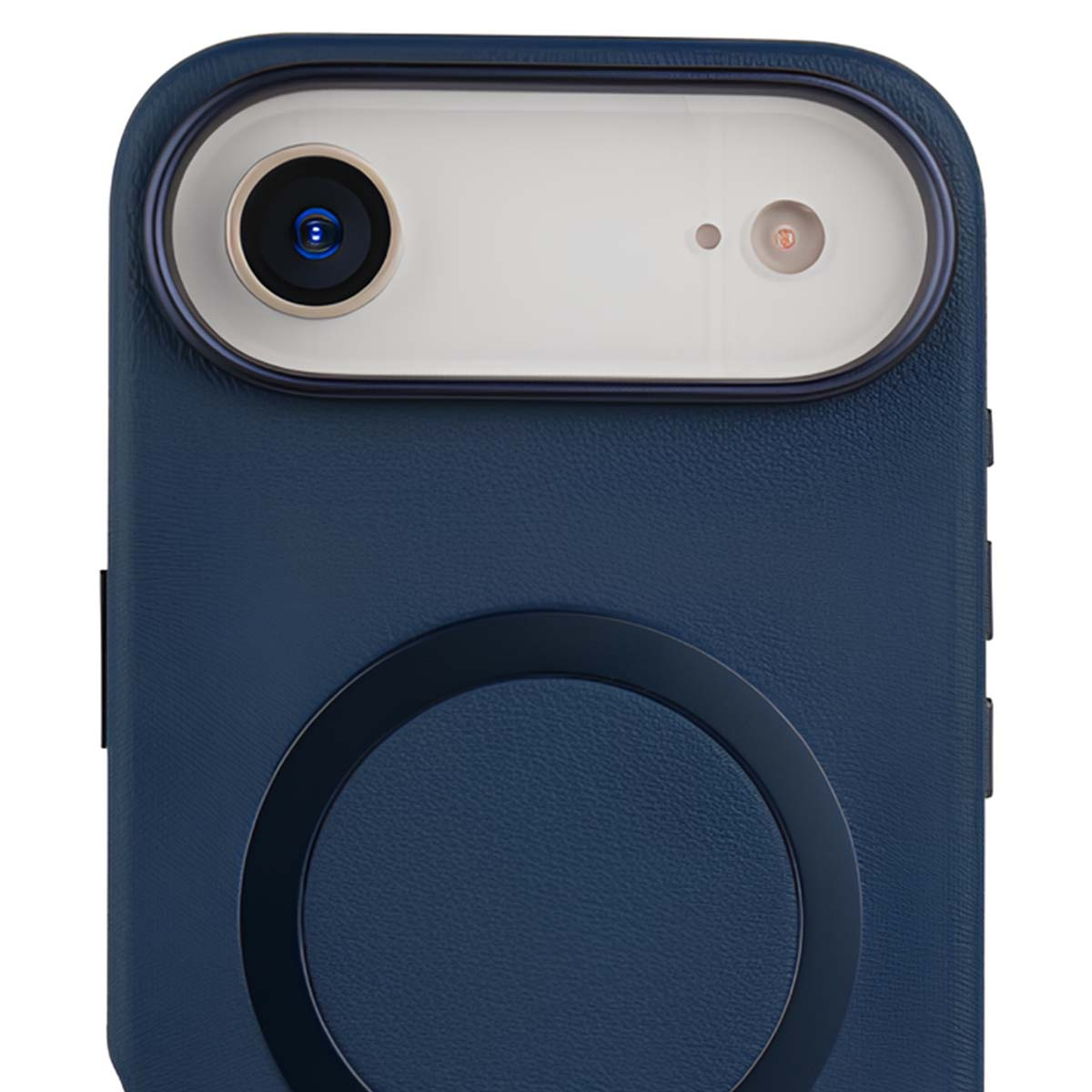 Primo piano di una custodia blu per telefono con due fotocamere e un anello magnetico.
