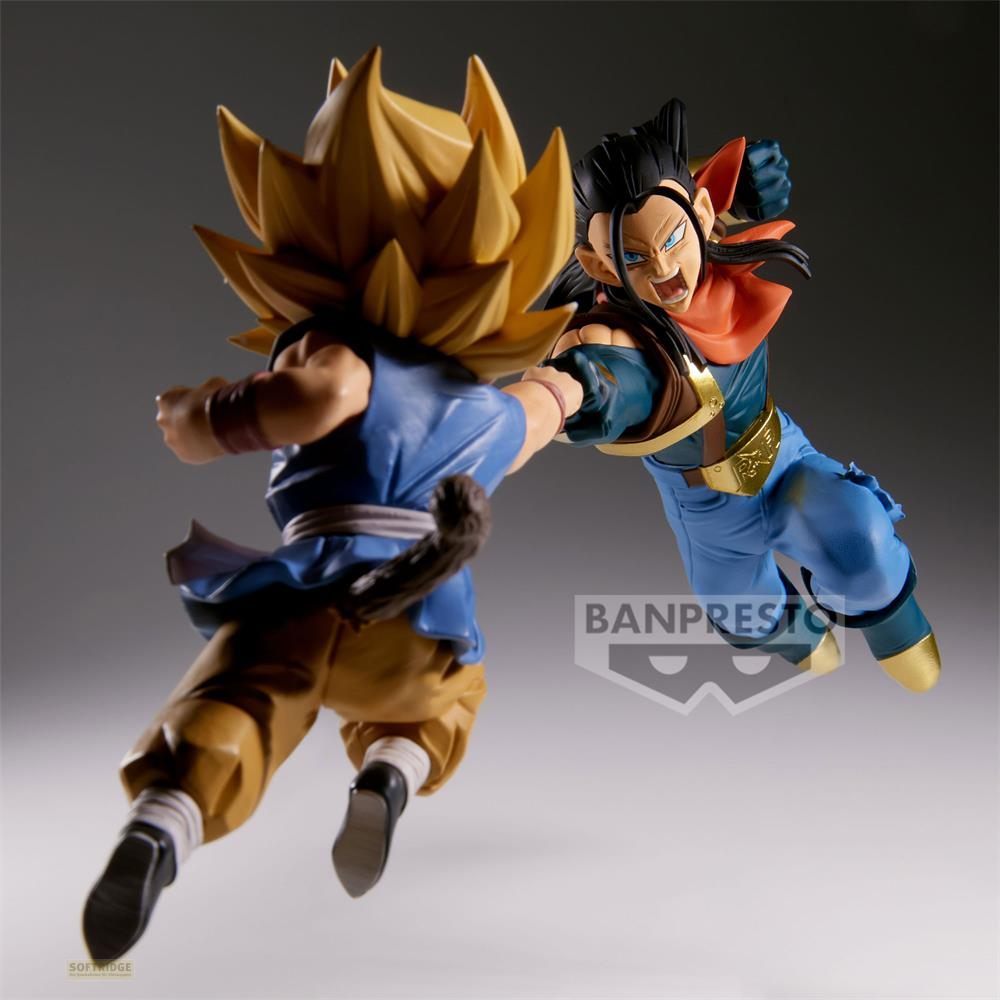 Goku lucha contra el Androide 17, ambos en poses de acción.
