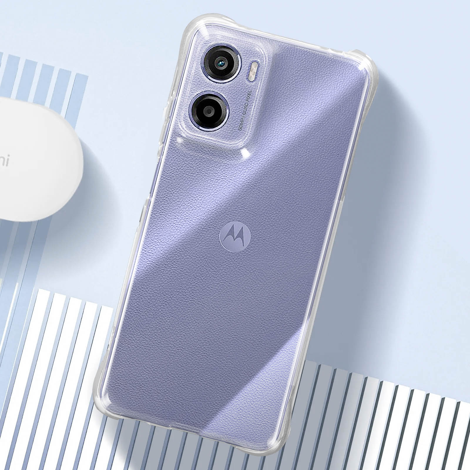 Custodia trasparente su telefono viola con strisce blu sullo sfondo.