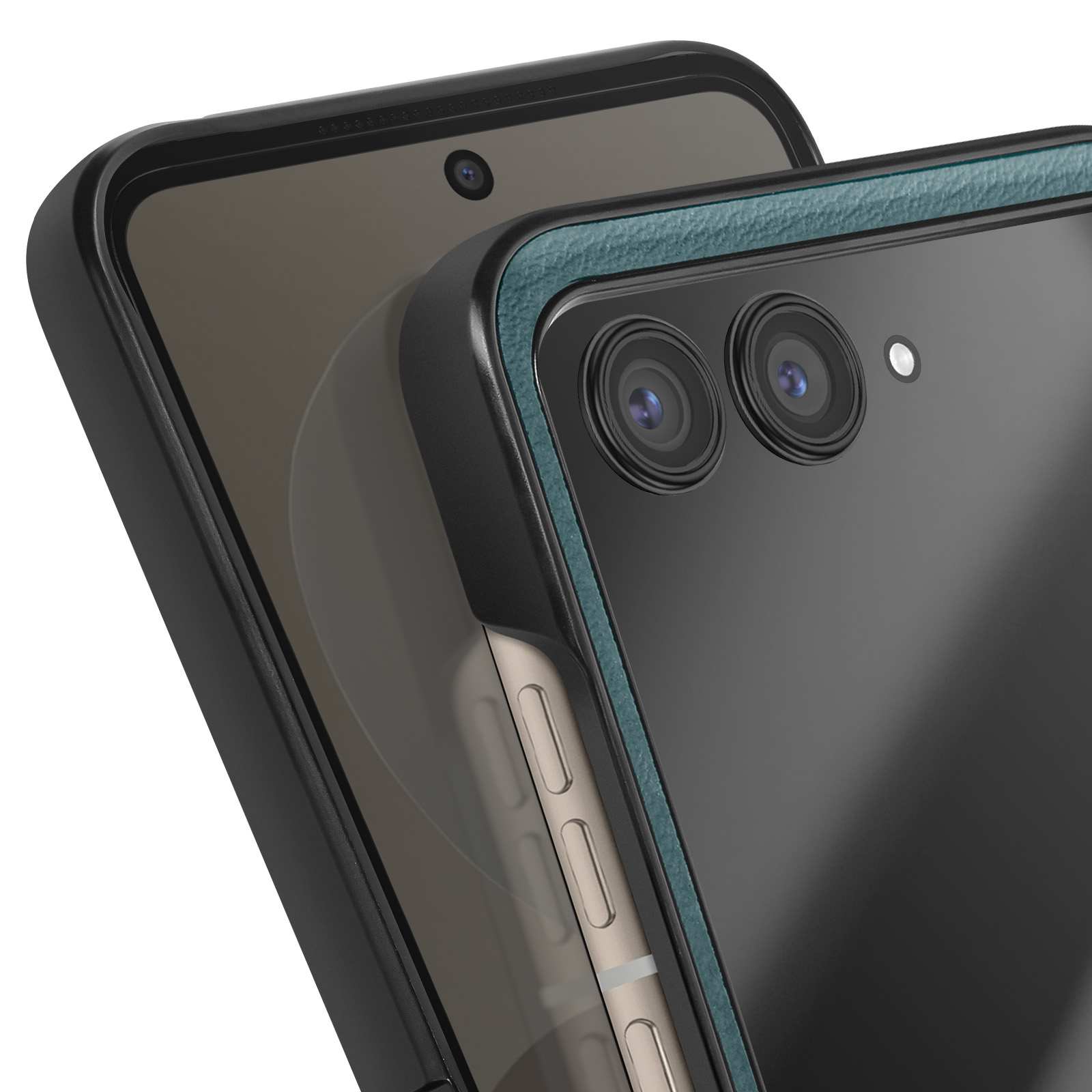 Primo piano di due smartphone con custodie nere e obiettivi della fotocamera.
