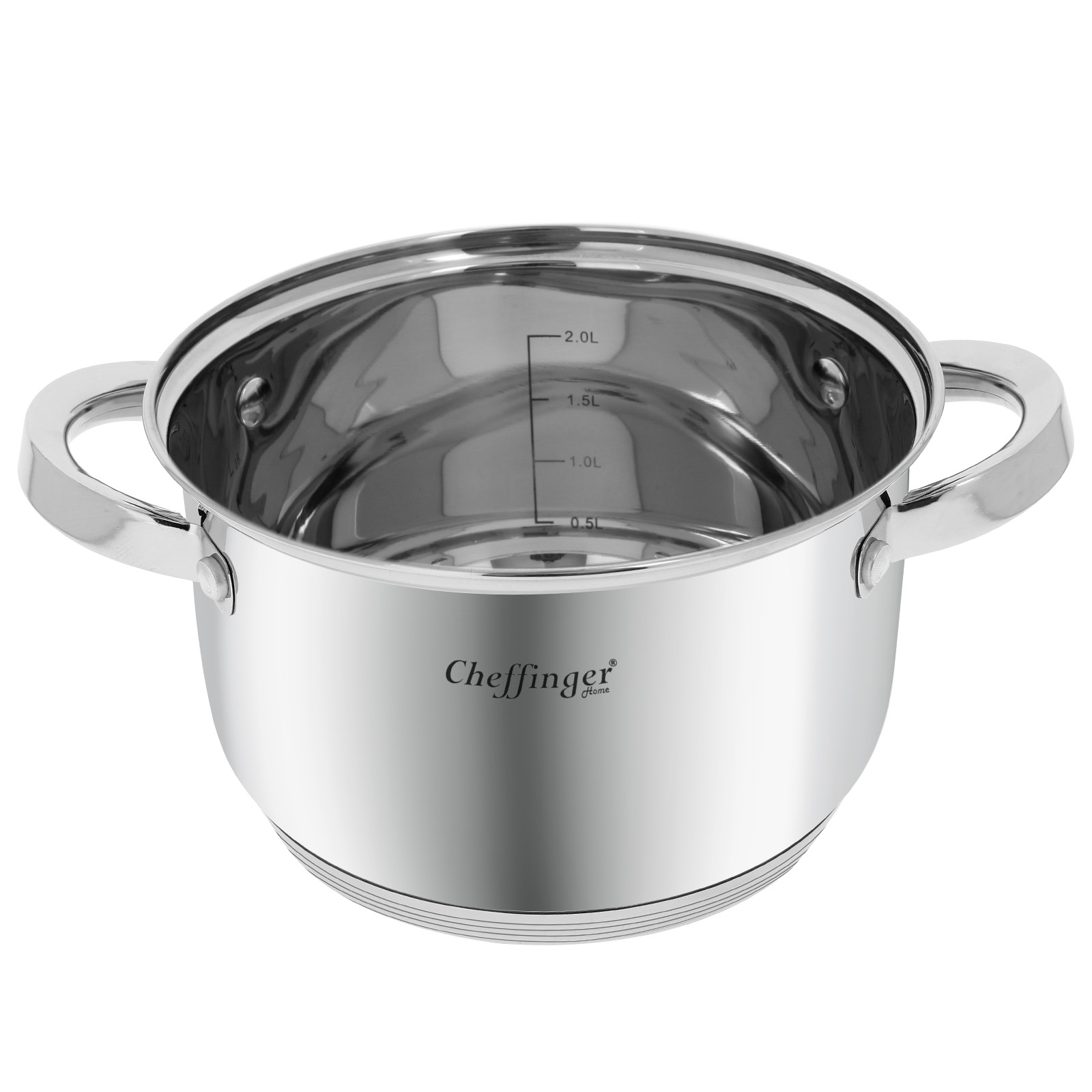 Une casserole en acier inoxydable poli avec deux poignées et des repères de mesure.