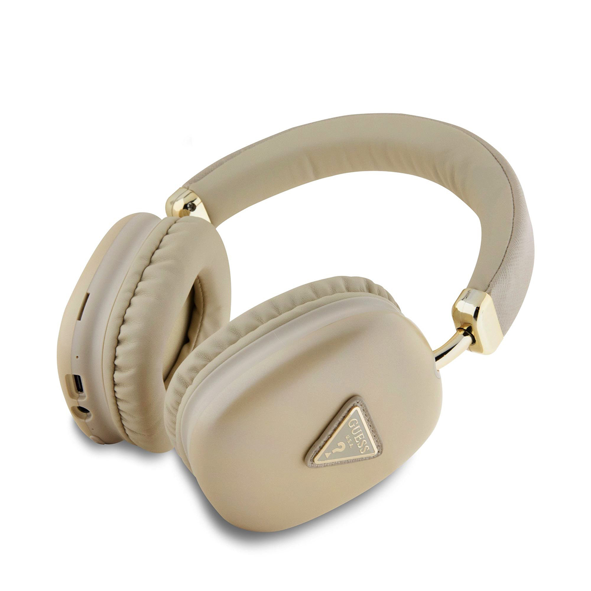 Beige Kopfhörer mit goldenen Akzenten und GUESS-Logo.