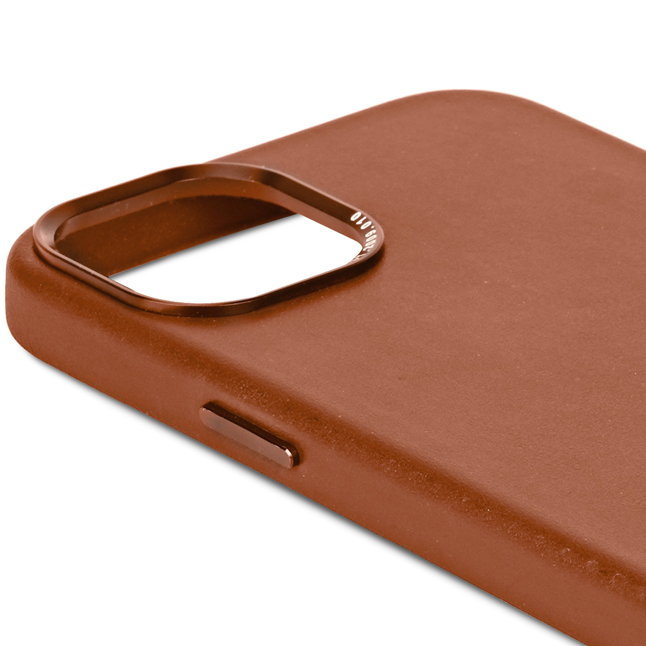 Custodia per telefono marrone con ritaglio fotocamera e pulsante laterale.