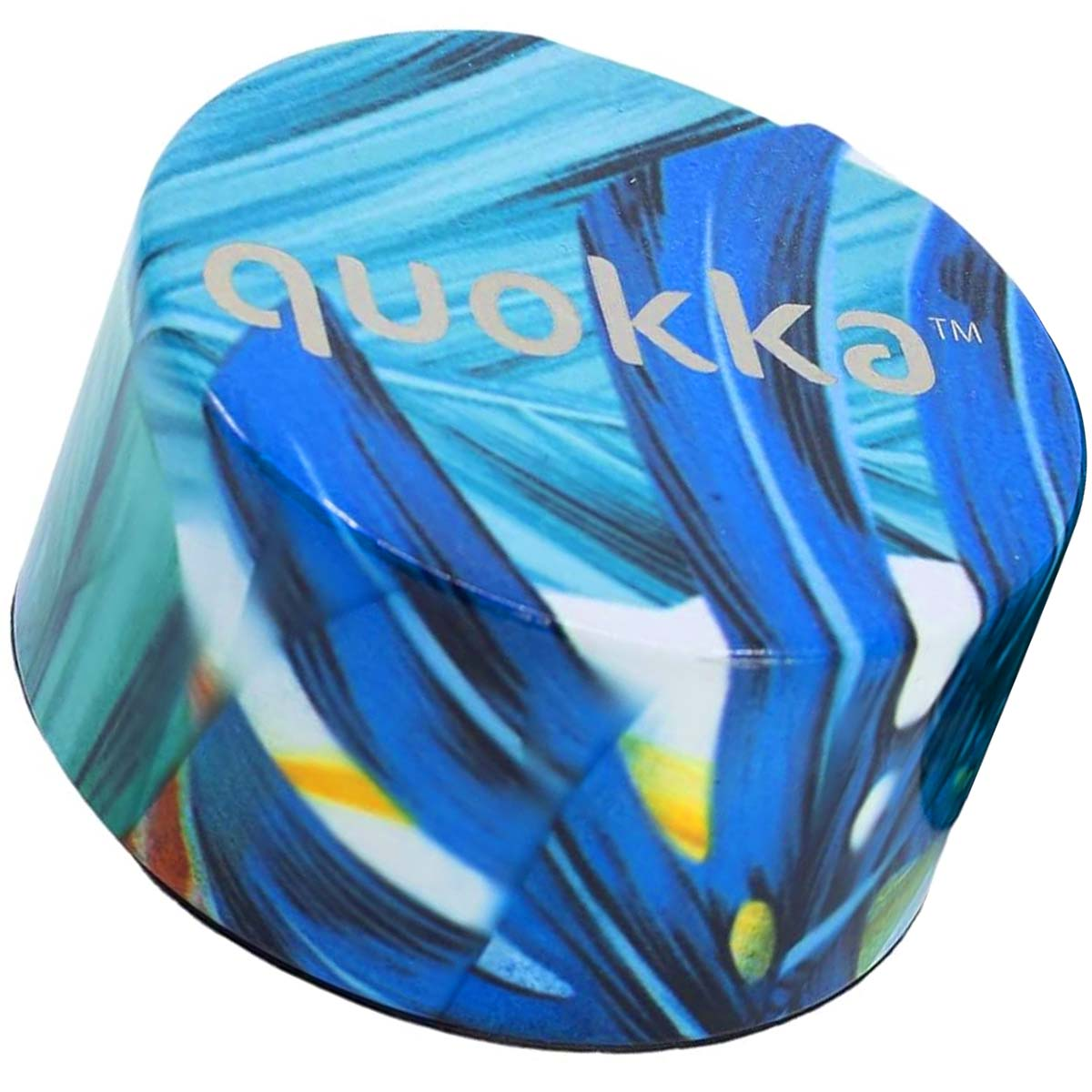 Un contenitore blu con logo Quokka e motivo astratto.