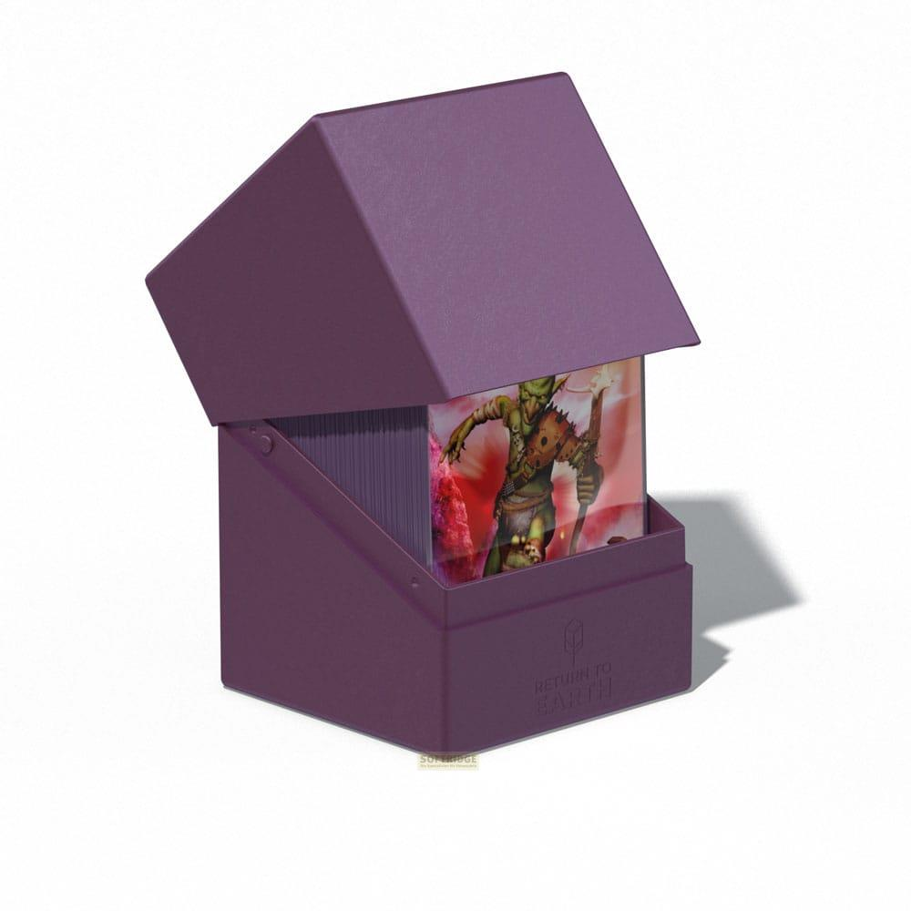 Boîte de deck violette avec couvercle ouvert, montrant une figurine de gobelin et des cartes.