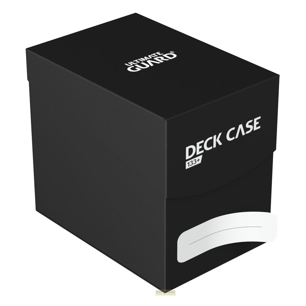 Boîtier noir pour cartes avec étiquette blanche et texte 'DECK CASE 133+'.