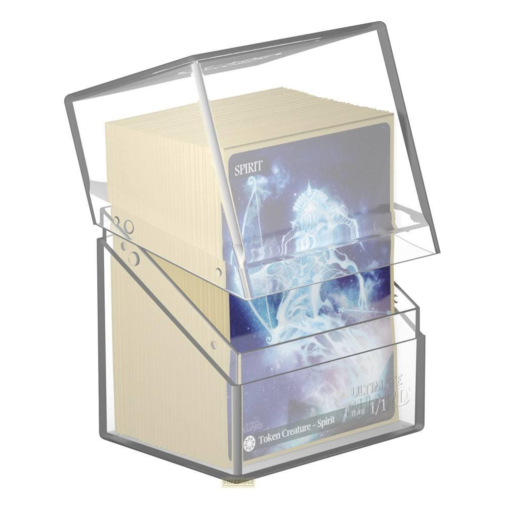 Un porta carte trasparente con molte carte beige chiaro e una carta con illustrazione di spirito.