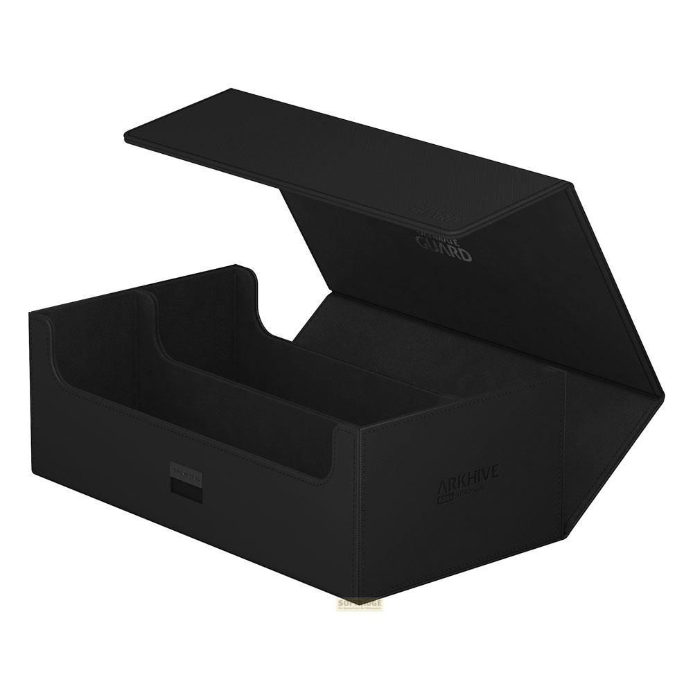 Boîte de rangement noire, couvercle ouvert, deux compartiments et logo.